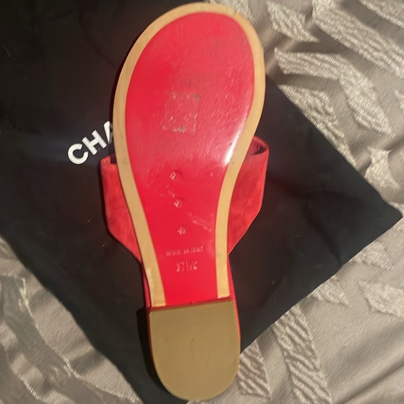 Suede slides from 2016 collection by Karl Lagerfeld. - Picture 4 of 7